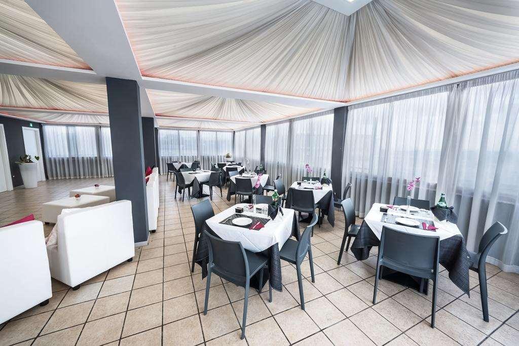 Kleopatra Design Hotel Nápoles Restaurante foto